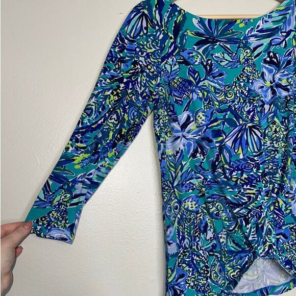 Lilly Pulitzer Maci Twist Front Top Bennet Blue Sneak a Peak Size Small Blue - Picture 4 of 8